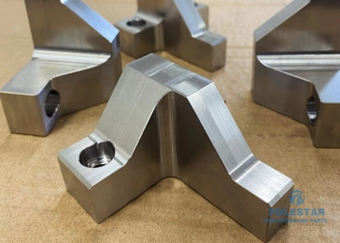 CNC Machined Parts Stainless Steel L Crimp Terminal Connector With OEM Surface